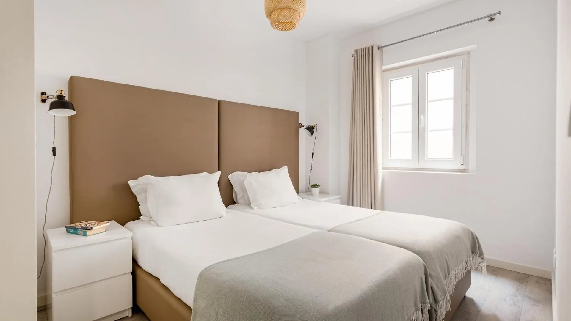 Atalaia Prime Apartments At Bairro Alto Lisbon